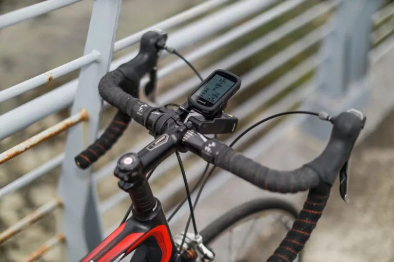Best Cycling Computer Vs Smartwatch For Training Tools For Professionals - PulseGearReviews