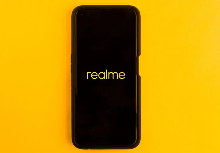 5 Best Mid-Range Phones 2026: Flags - pulsegearreviews