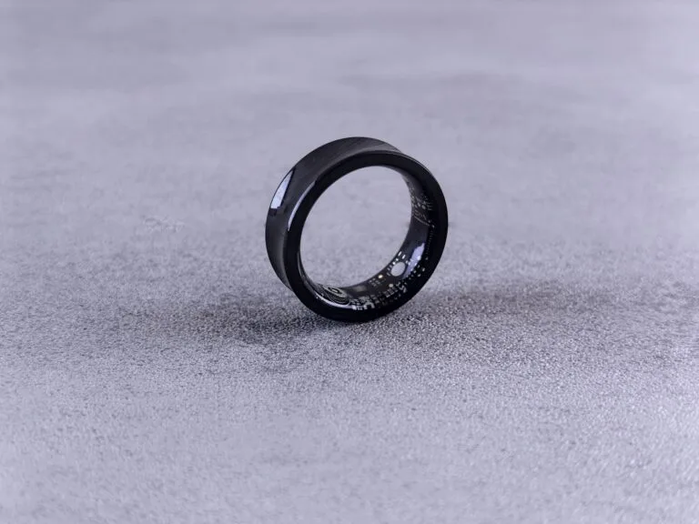 How to Choose the Best Smart Ring in 2026: Samsung vs Oura" (but need to check character count) - pulsegearreviews